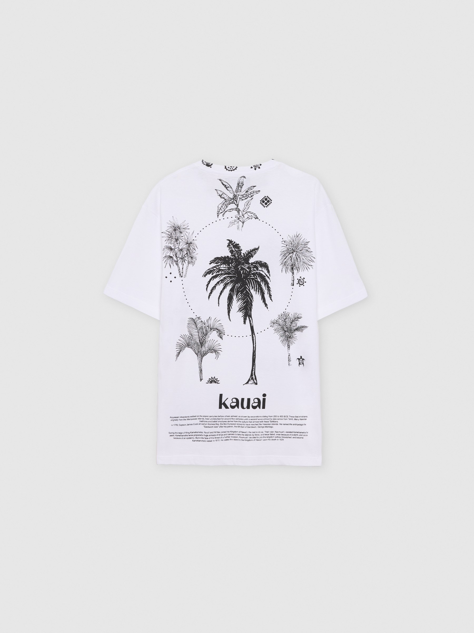 Kauai short-sleeve t-shirt white middle front view