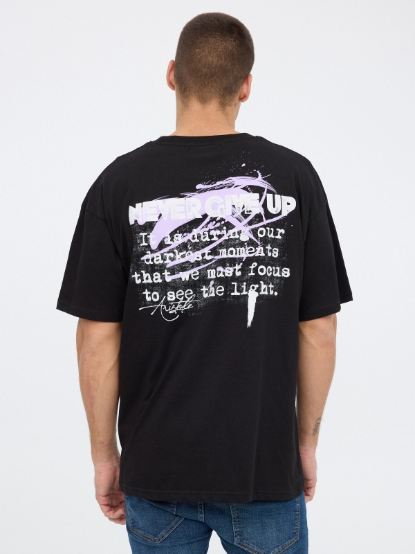 Never GiveUP T-shirt preto vista meia traseira