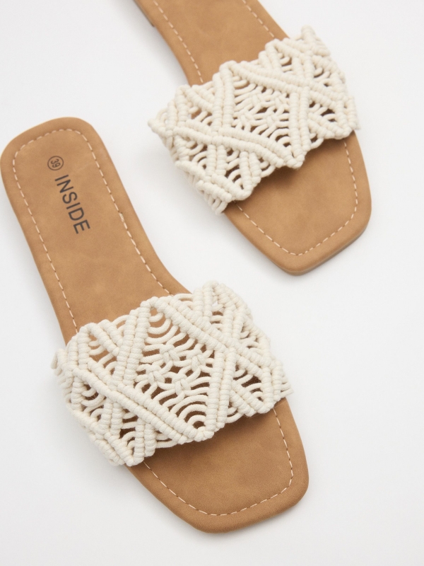 Sandalia pala crochet blanco roto vista detalle