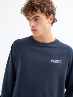 %Pto% Camisola básica com texto azul