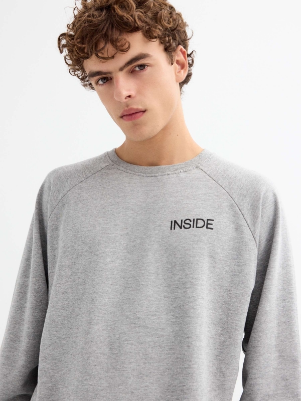  Sudadera básica con texto gris melange