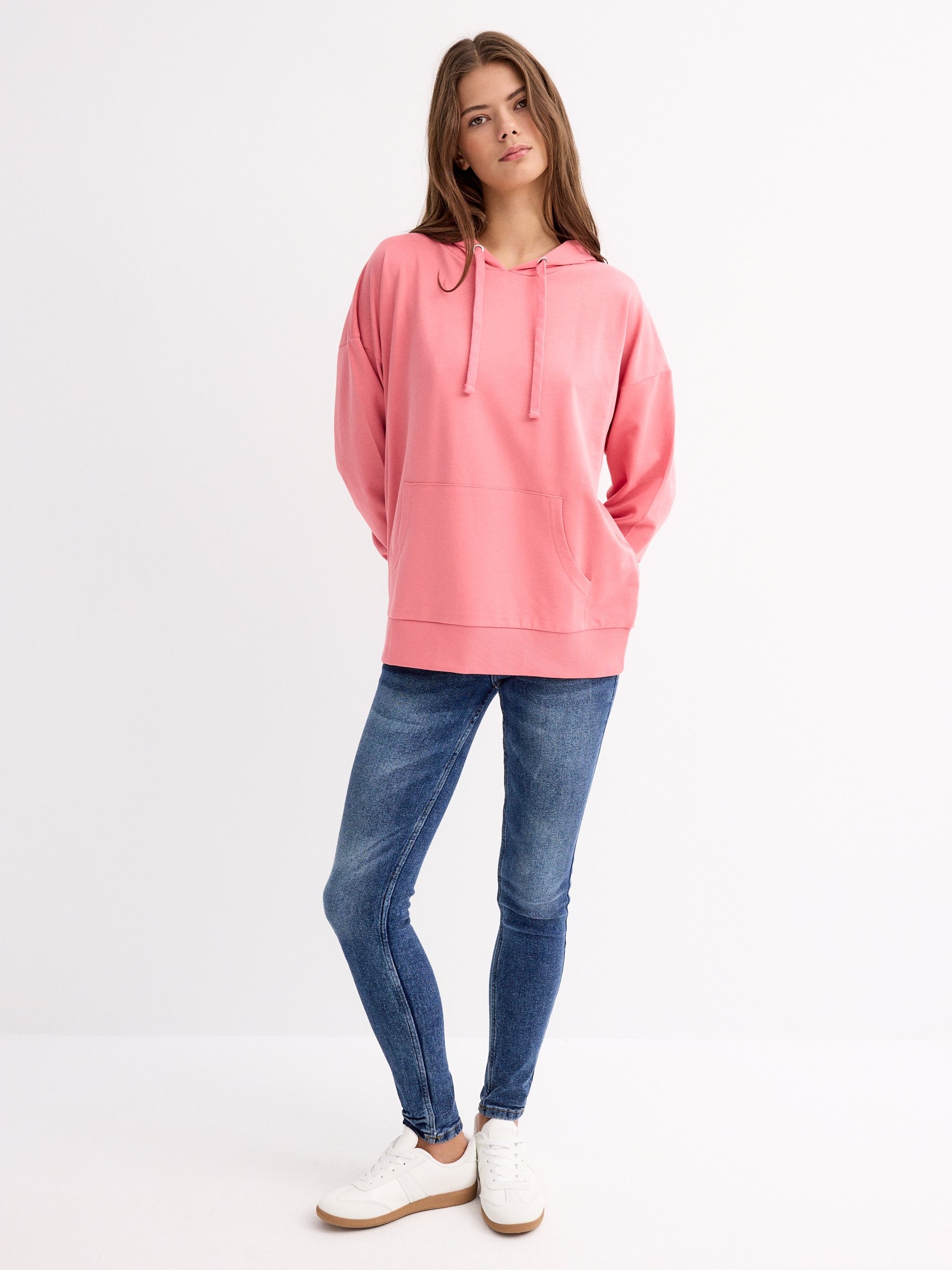 Sudadera canguro básica rosa claro vista media frontal