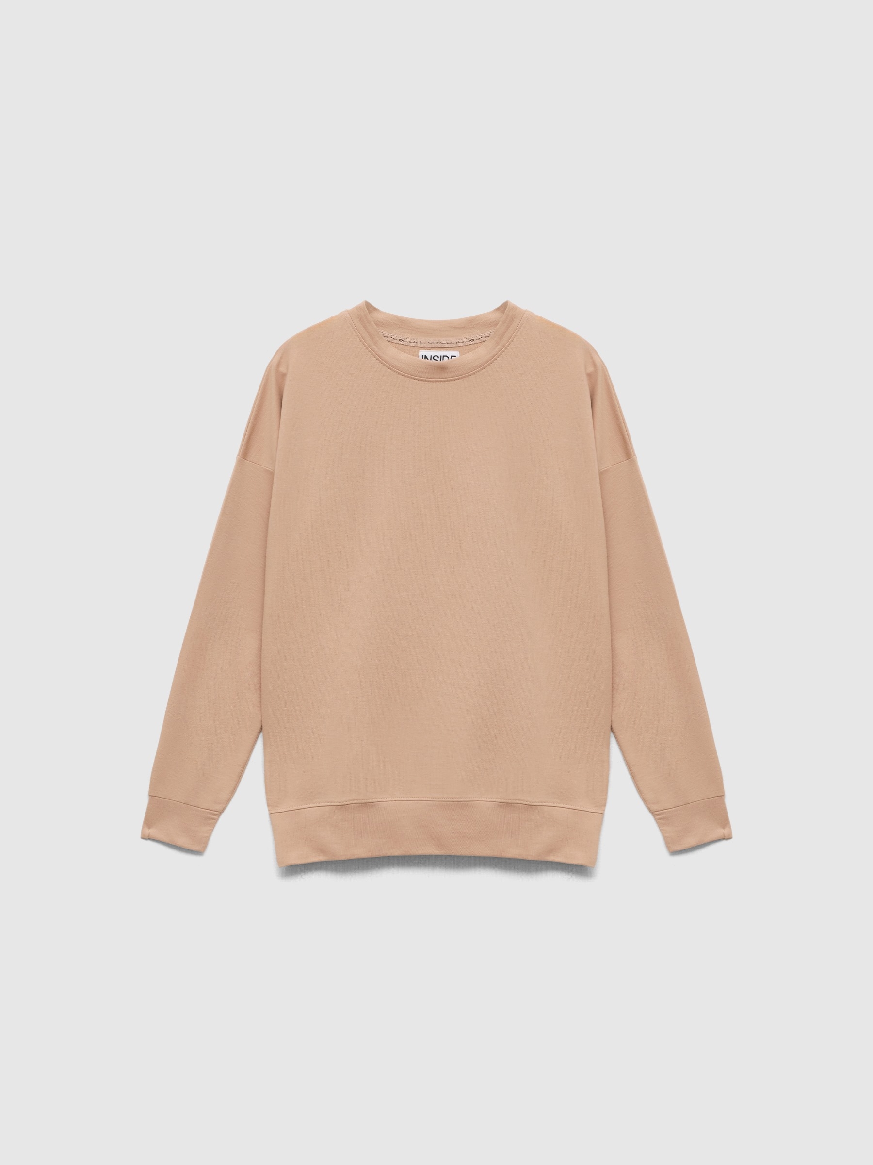 Sudadera oversized básica taupe vista media frontal