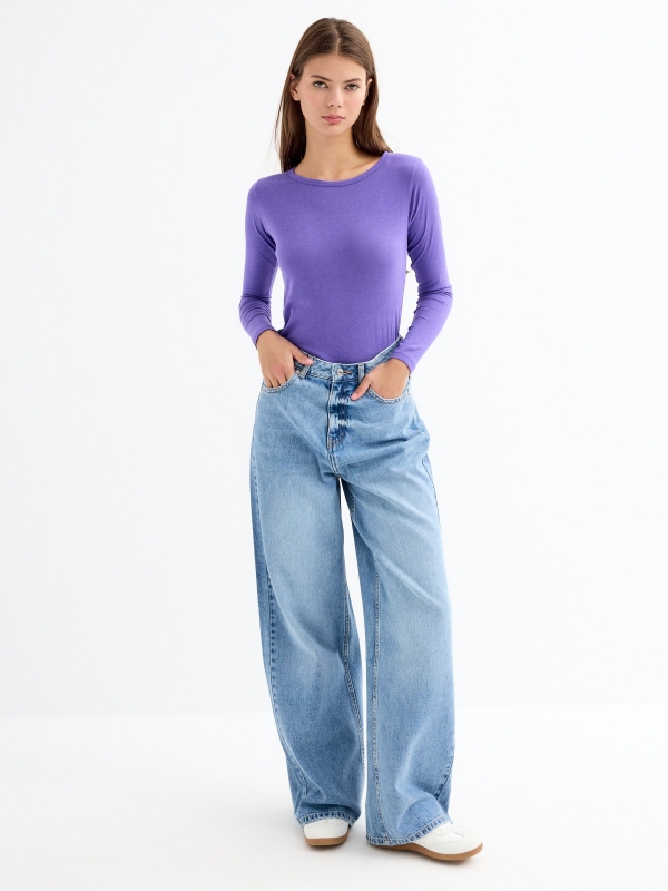 Basic plain T-shirt lilac general front view