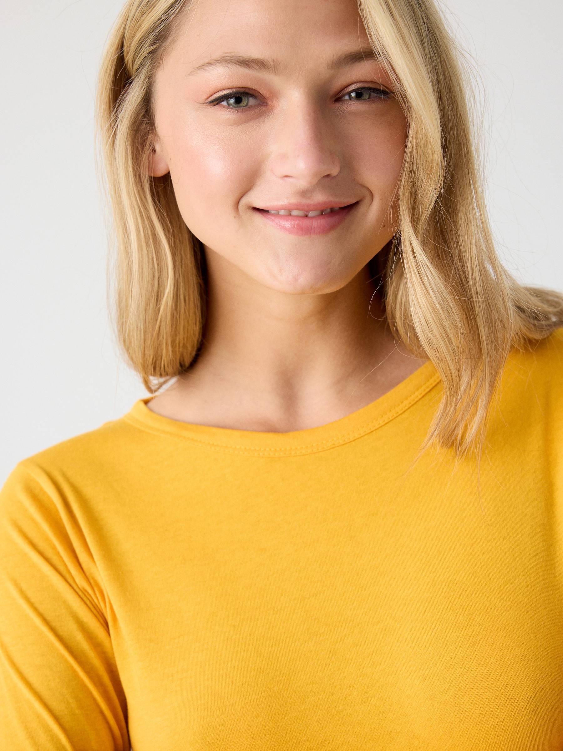 Basic long sleeve t-shirt yellow middle front view