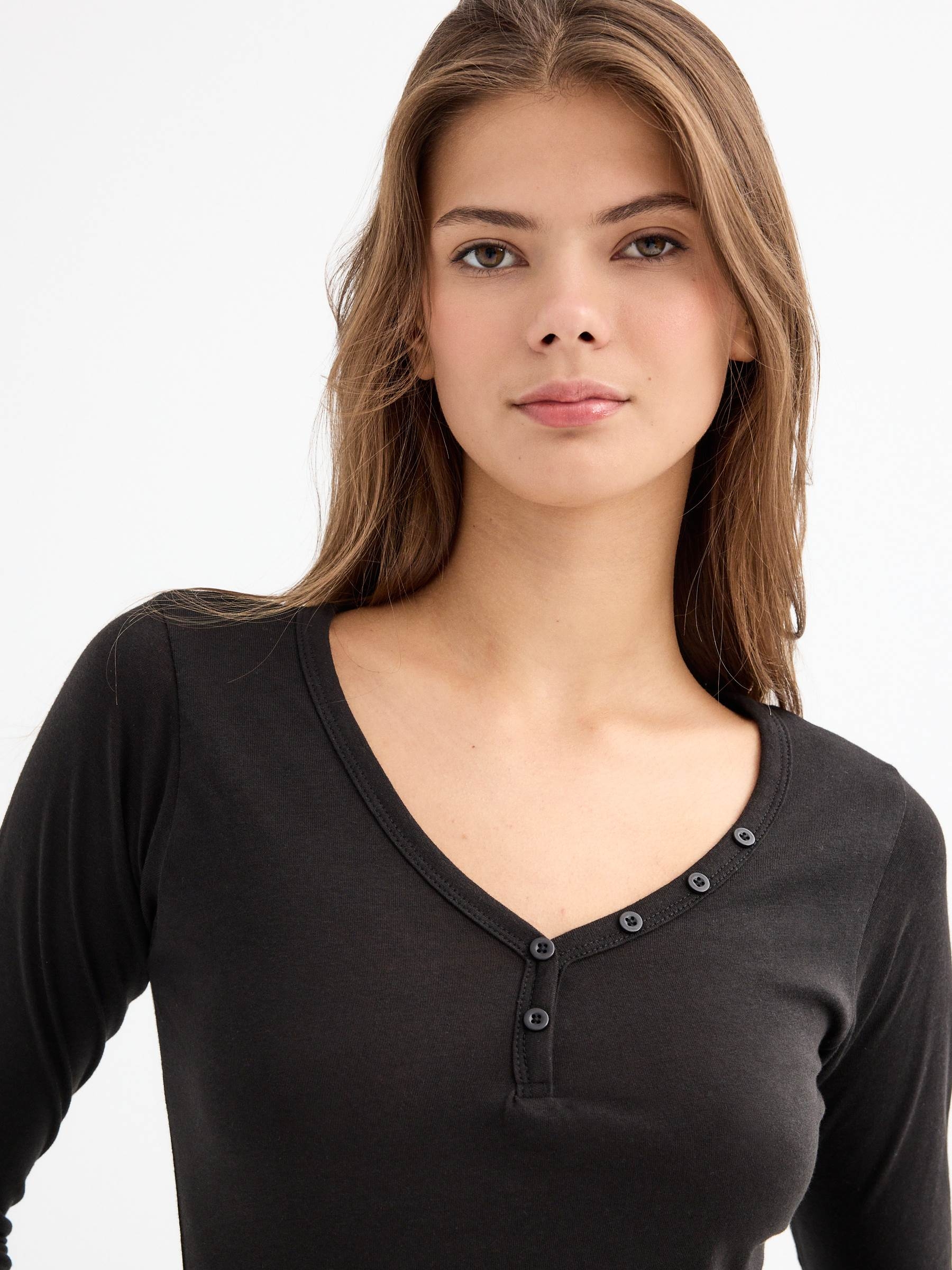V-neck T-shirt with buttons black middle front view