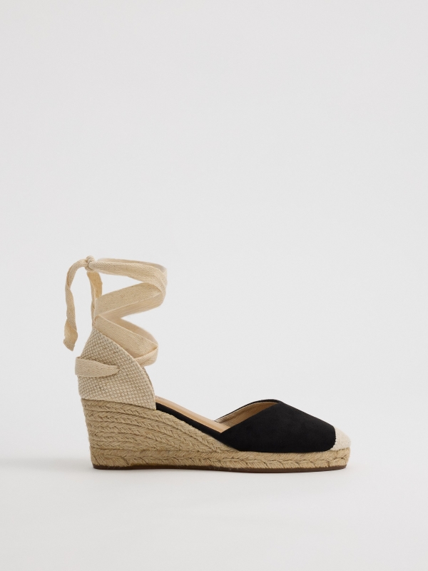 Closed toe microfiber wedges black