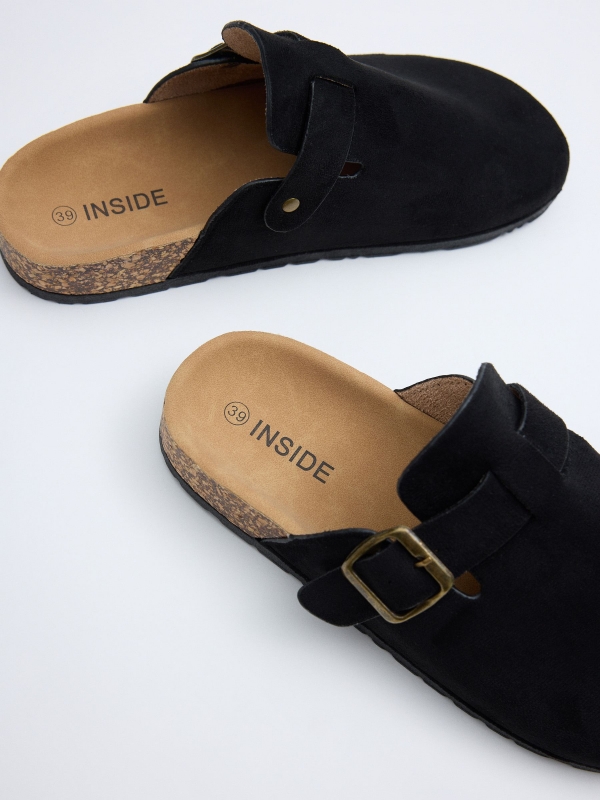 Black clogs black detail view