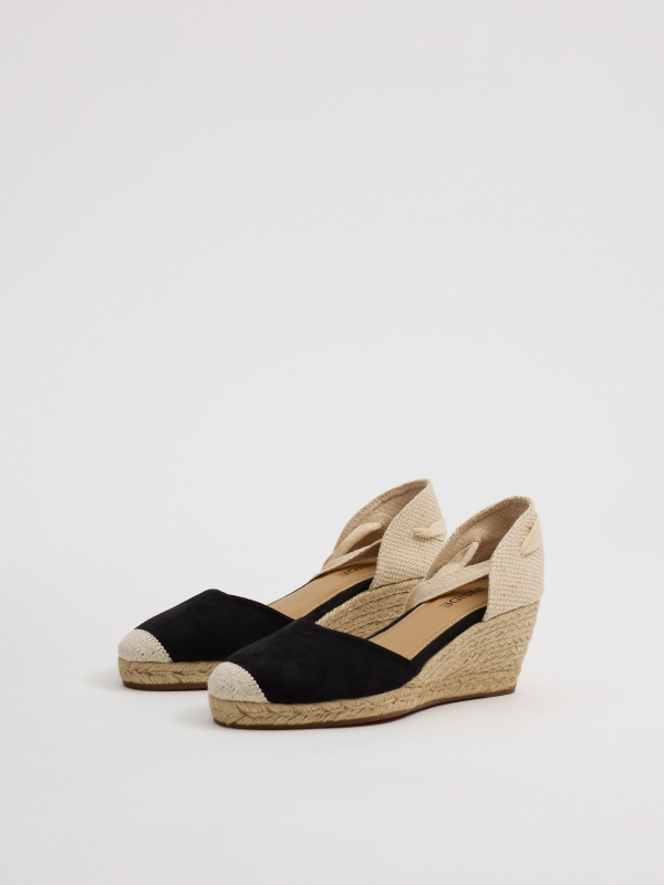 Closed toe microfiber wedges black 45º front view