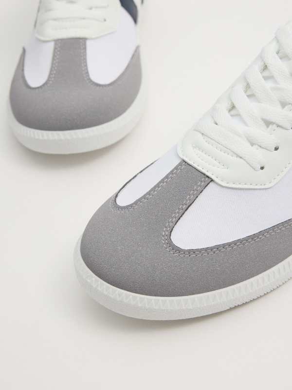 Tênis lona bicolor branco vista detalhe