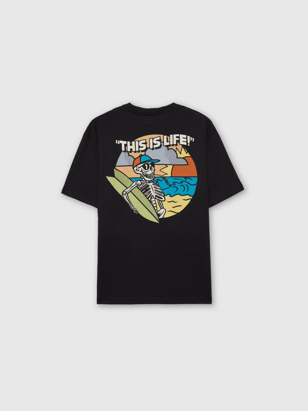 Camiseta de manga curta estampada com caveira