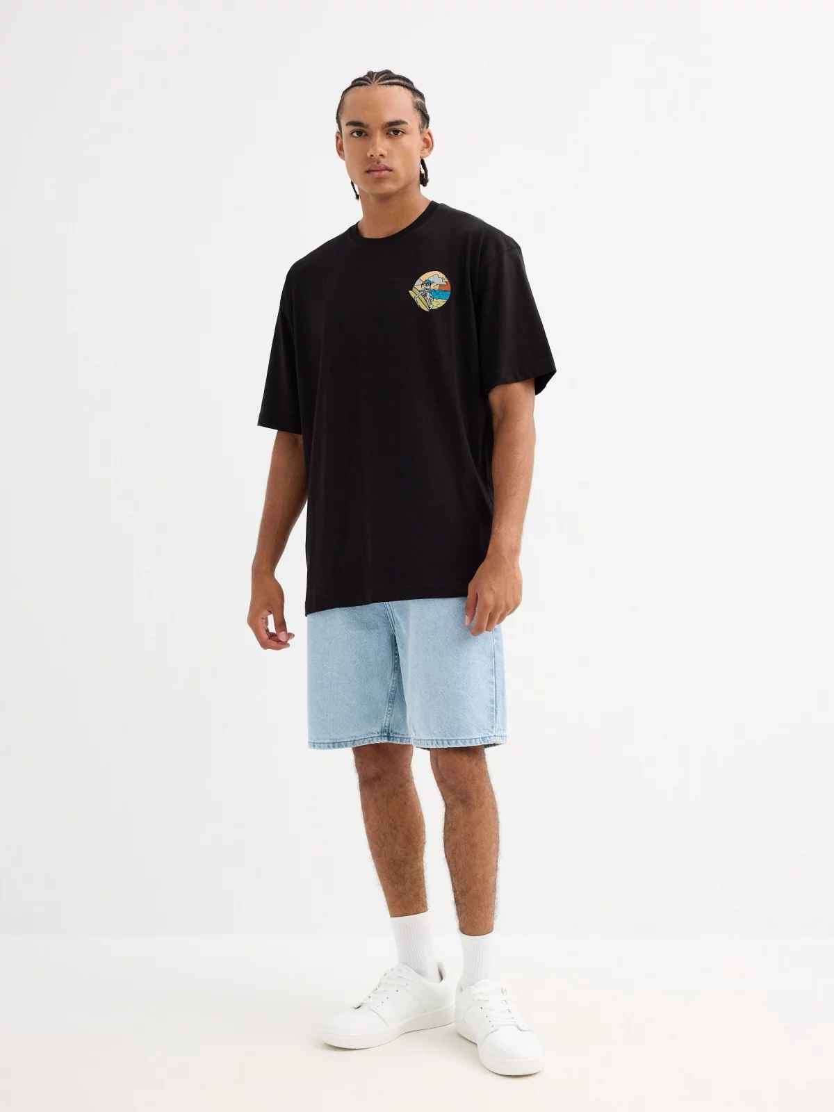 Camiseta de manga curta estampada com caveira