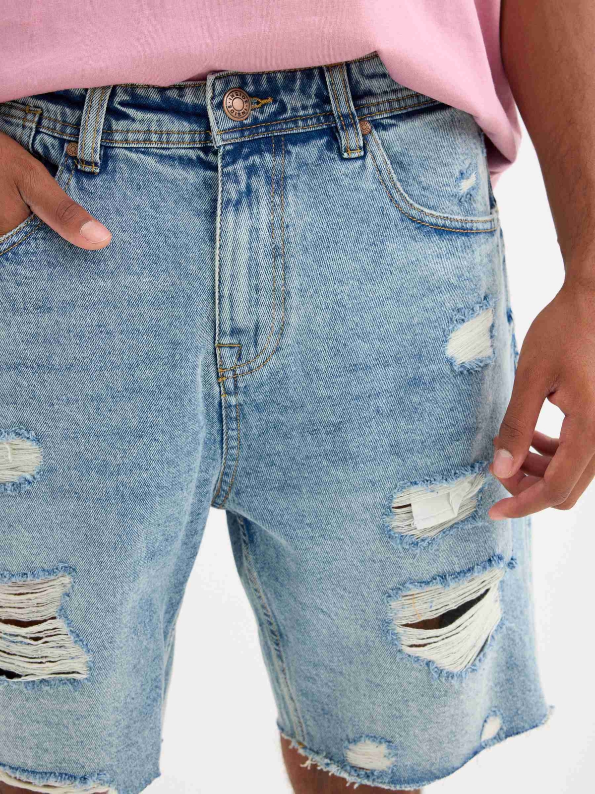 Bermuda denim regular rotos azul vista detalle