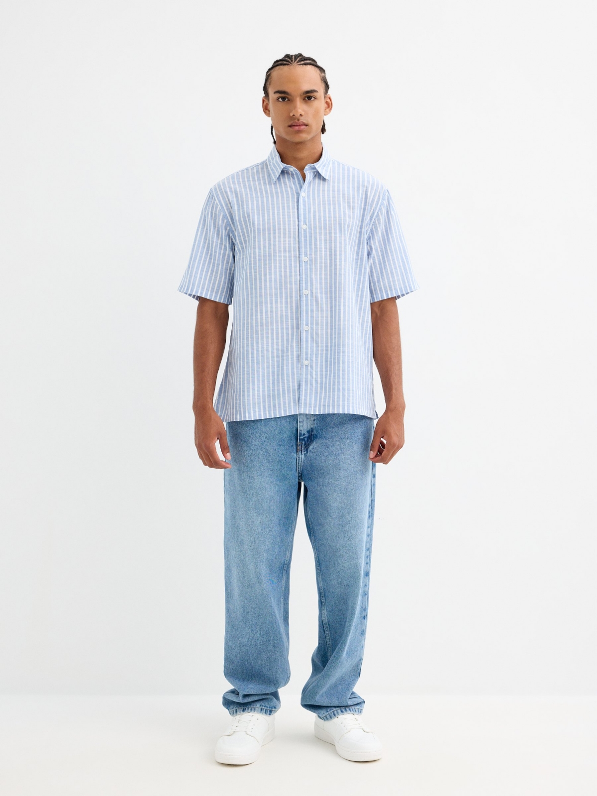 Cotton striped shirt sky blue detail view