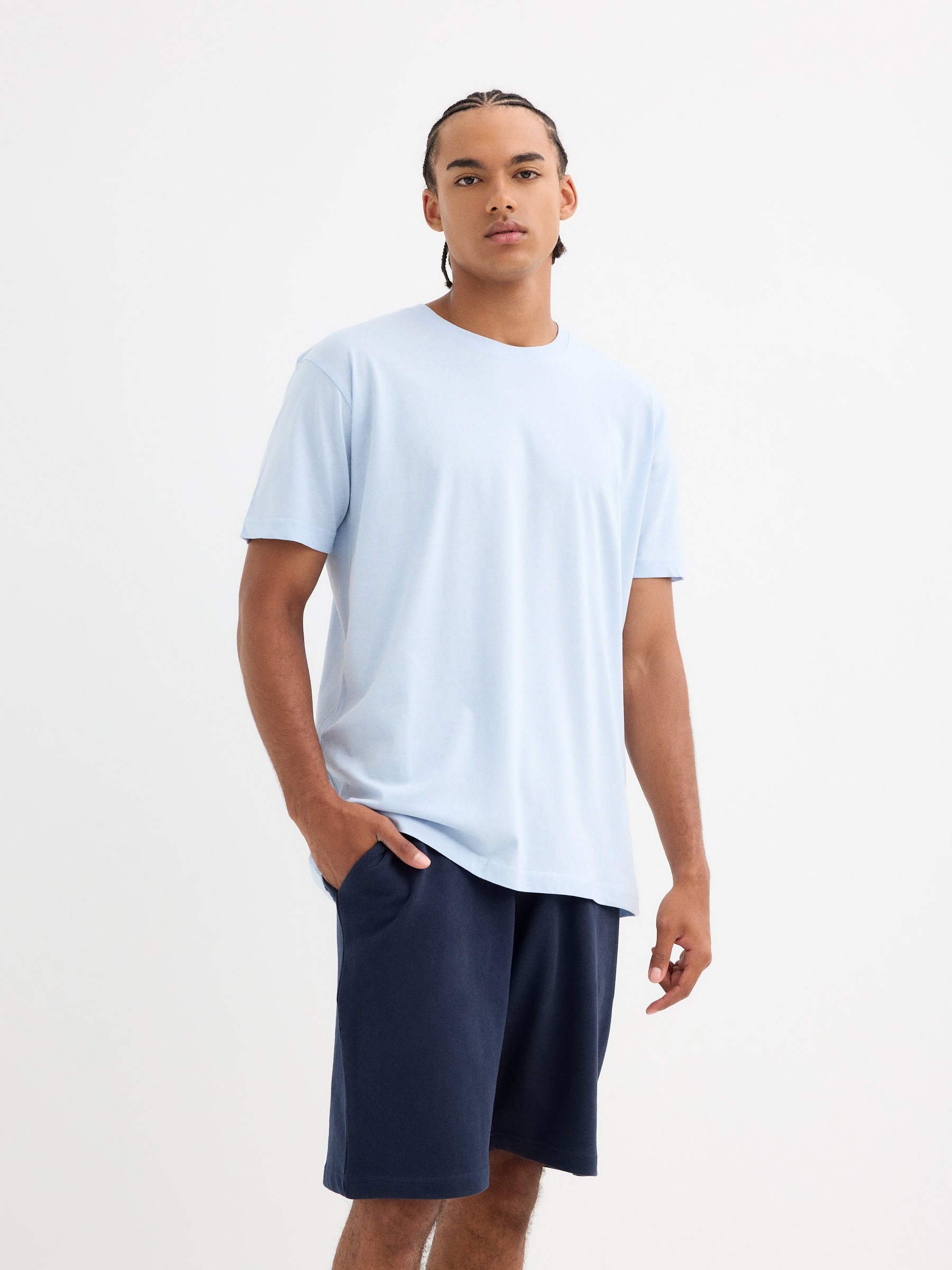 Basic jogger bermuda shorts navy middle front view