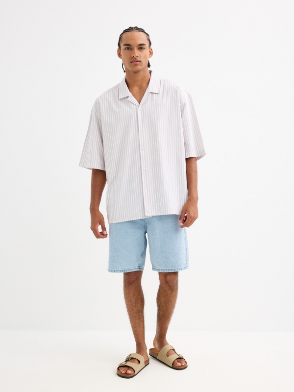 Short-sleeve shirt with two-tone stripes white front view
