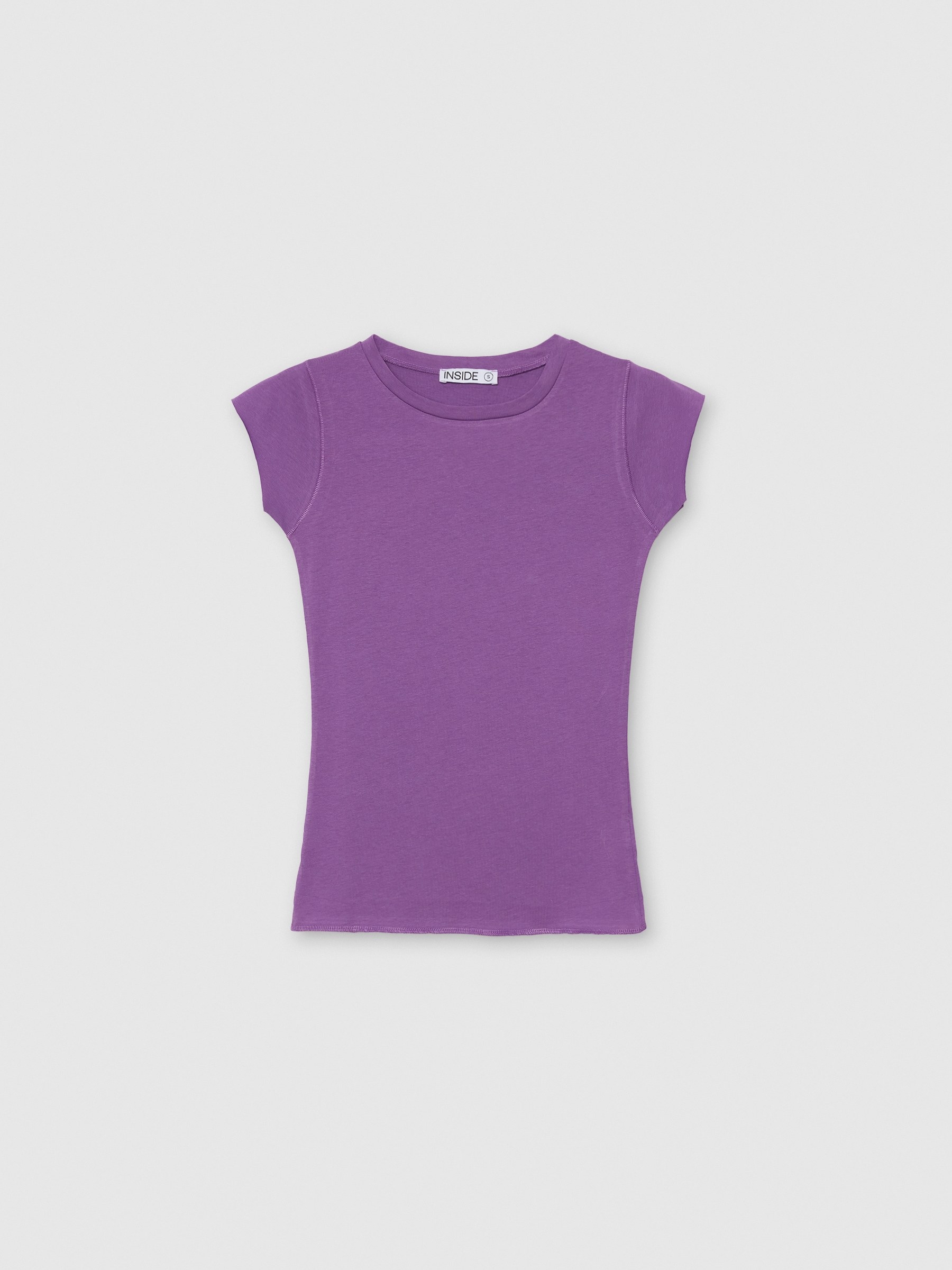 T-shirt básica de gola redonda