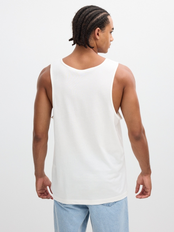 Camiseta de tirantes estampado deportivo blanco roto vista media trasera