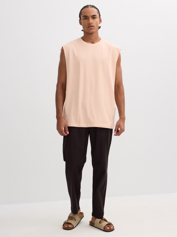 Camiseta sin mangas básica rosa nude vista general frontal