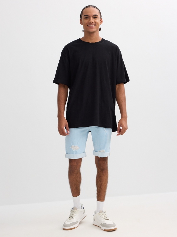 Calções de bermuda de ganga azul skinny azul vista meia frontal