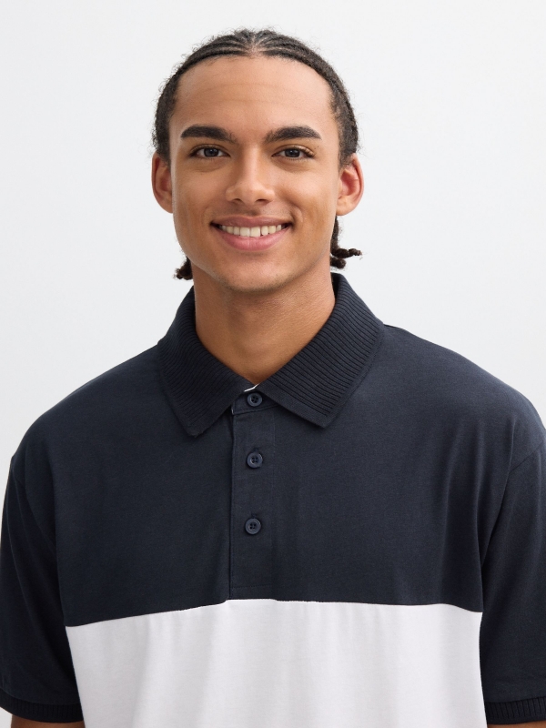 Color block polo white detail view