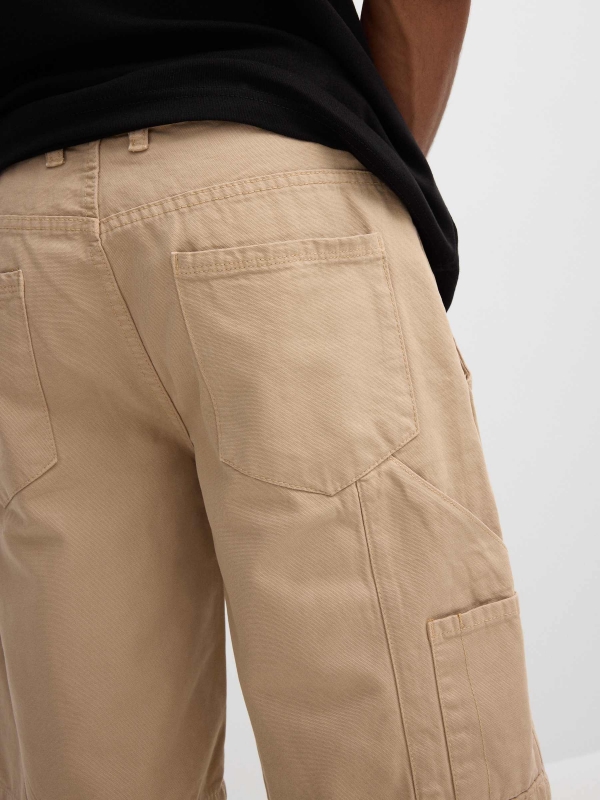Bermuda carpenter beige vista detalle