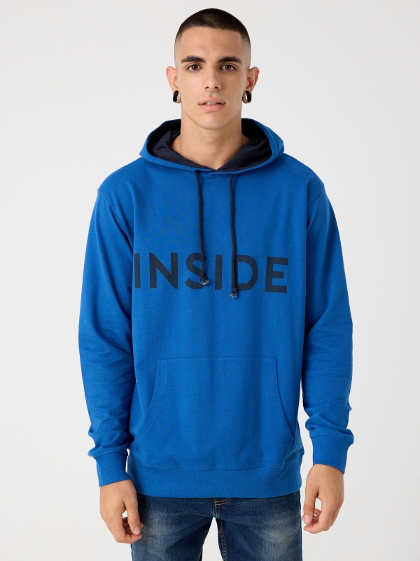 Camisola canguru básica azul vista meia frontal