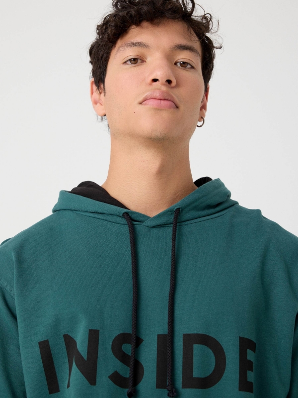 Basic kangaroo sweatshirt green detail view