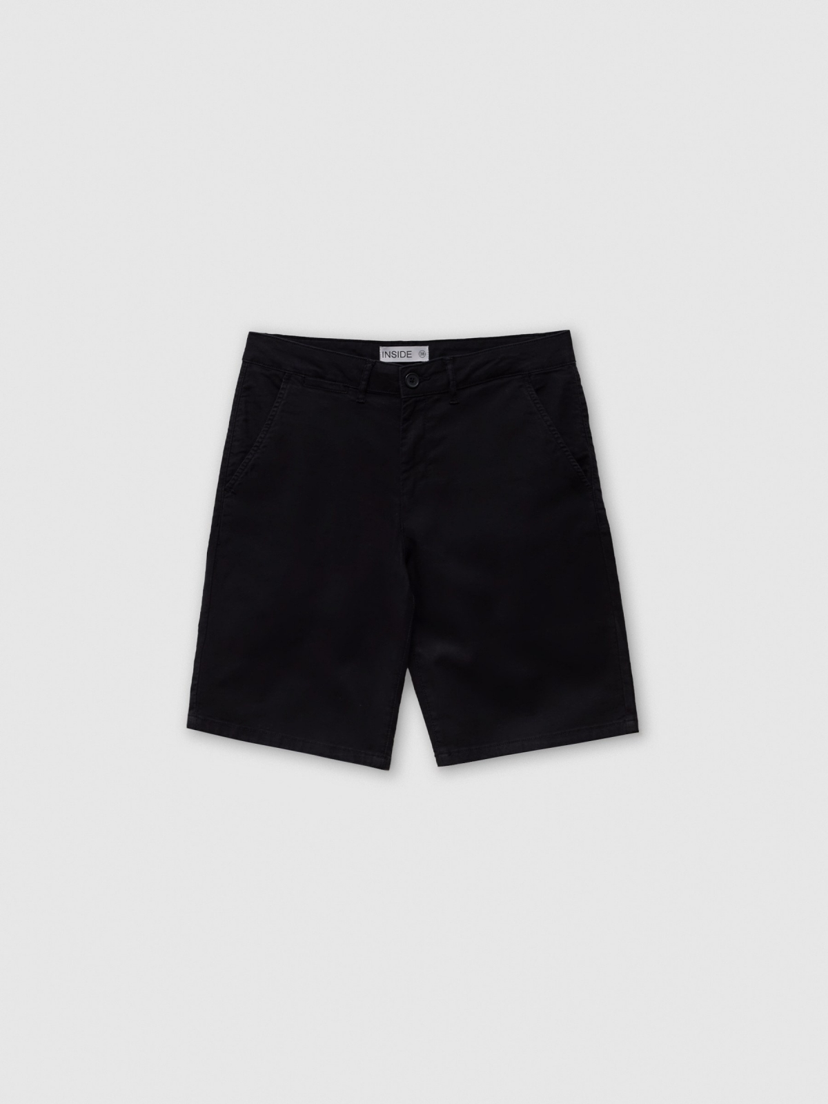 %Pto% Bermuda chino negro vista frontal