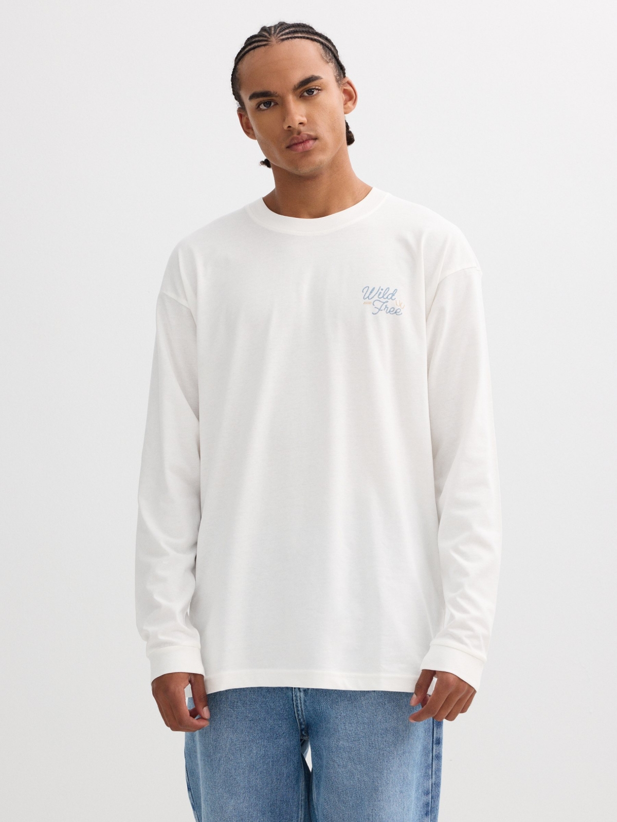 Camiseta de manga longa estampa rodeio crua vista meia frontal