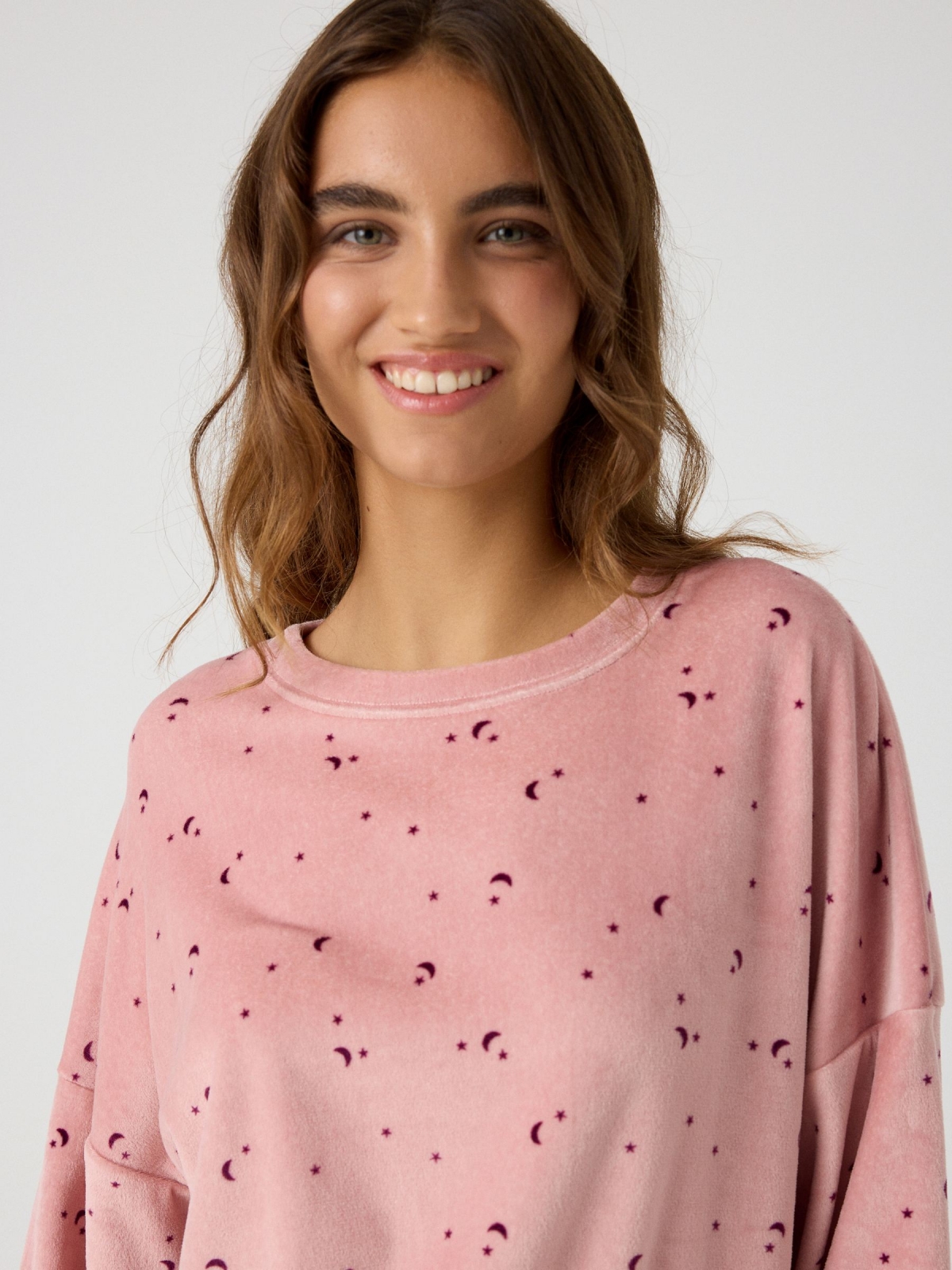 Velvet pajamas pink detail view