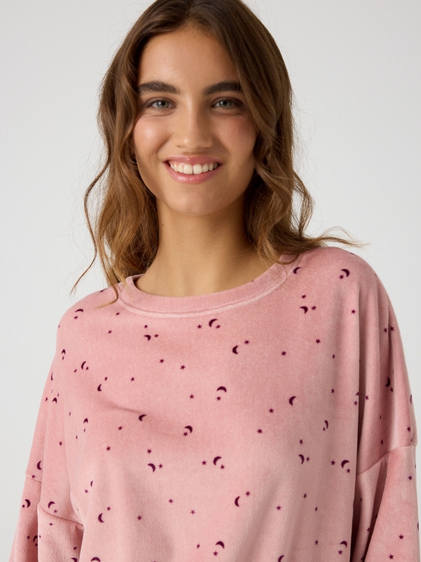 Velvet pajamas pink detail view