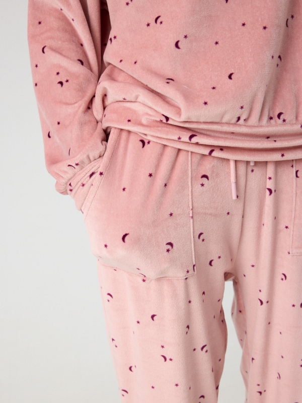 Velvet pajamas pink detail view