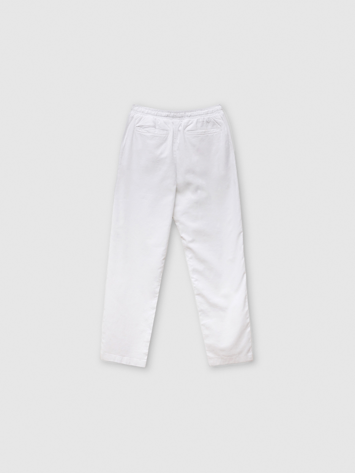 Pantalón lino blanco roto vista trasera