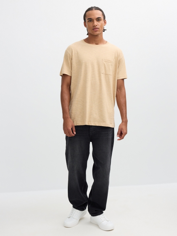 Striped print t-shirt with pocket sand front view