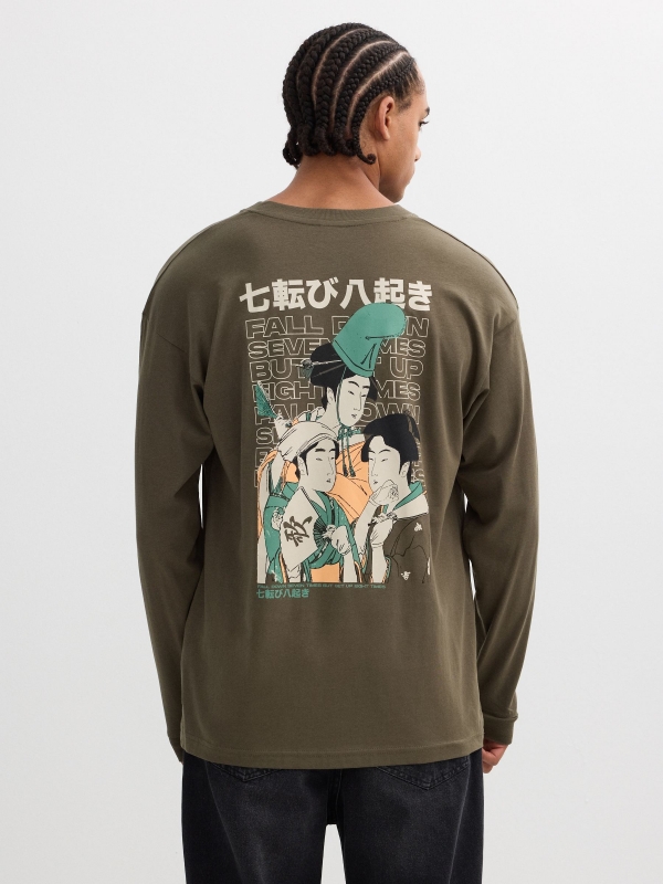 Camiseta manga larga estampado oriental kaki vista media trasera