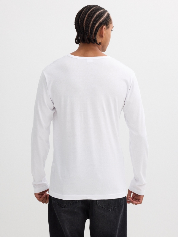 Camiseta manga larga lisa cuello botones blanco vista media trasera