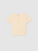 %Pto% Short sleeve crop cut out t-shirt sand front view