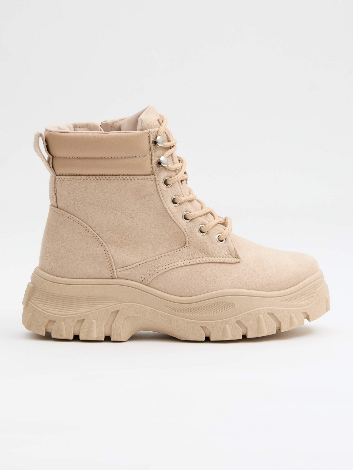 Fashion boots with platform beige