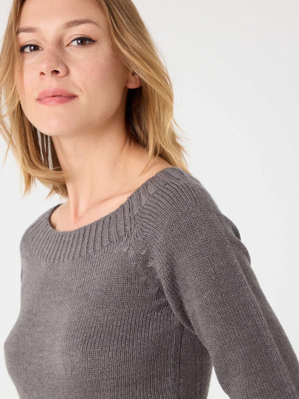 Marbled boat sweater dark grey detail view