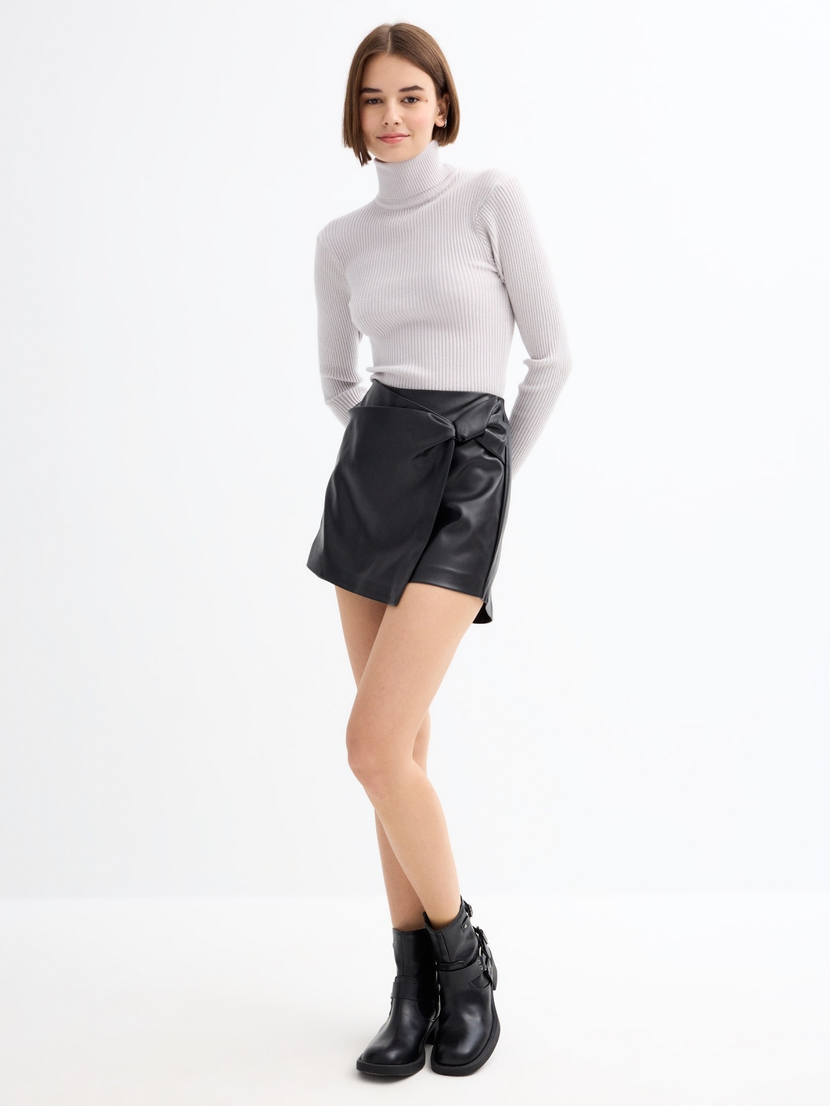 Basic turtleneck sweater melange grey front view