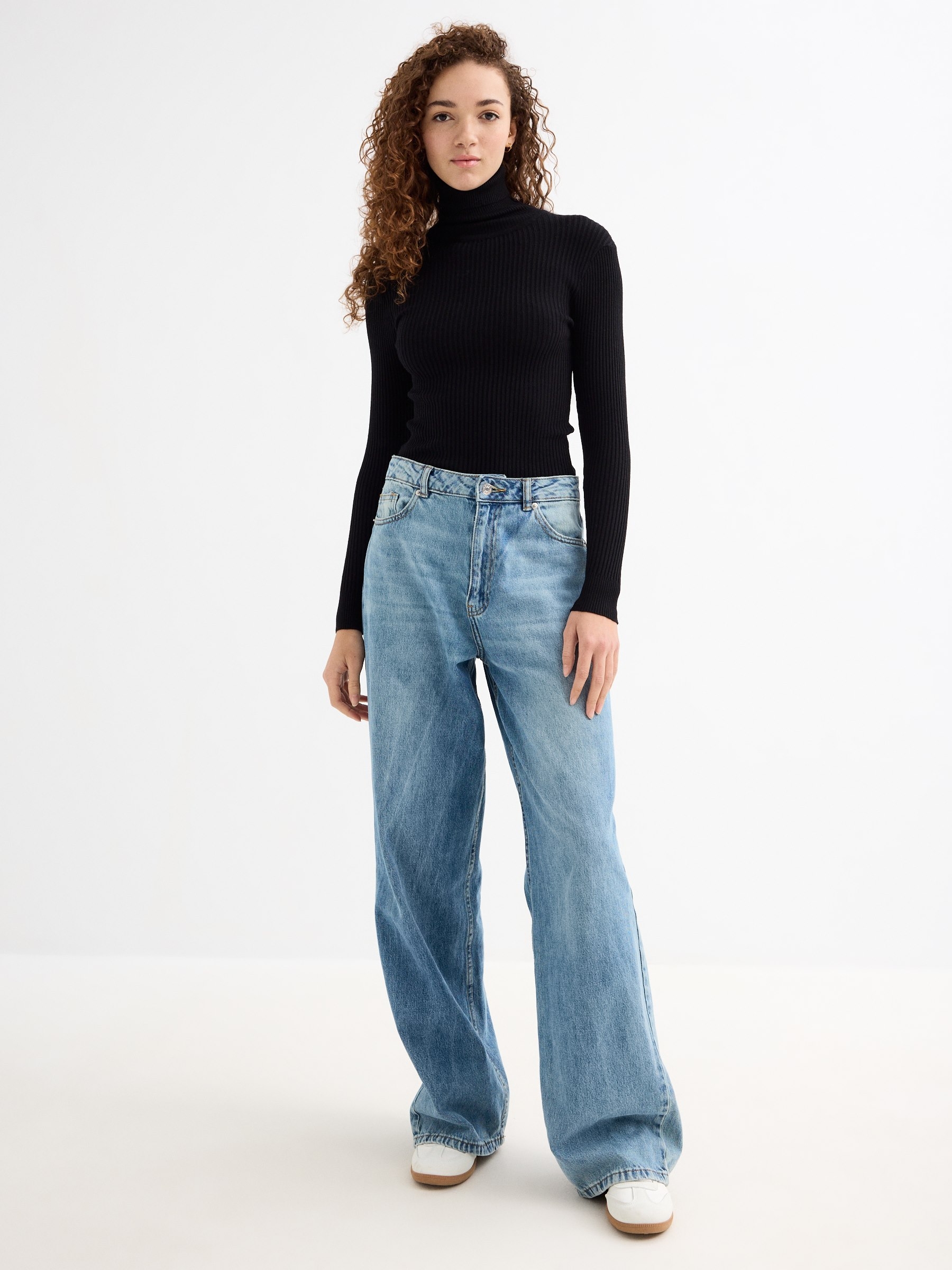 Basic turtleneck sweater black middle front view