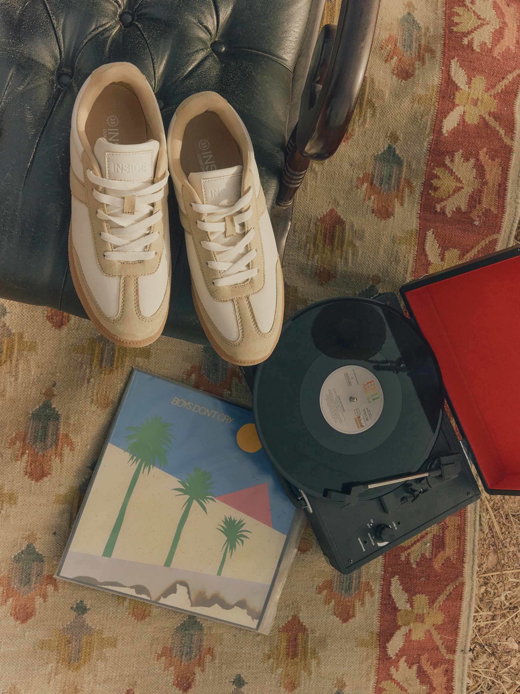 Combined retro sneakers white