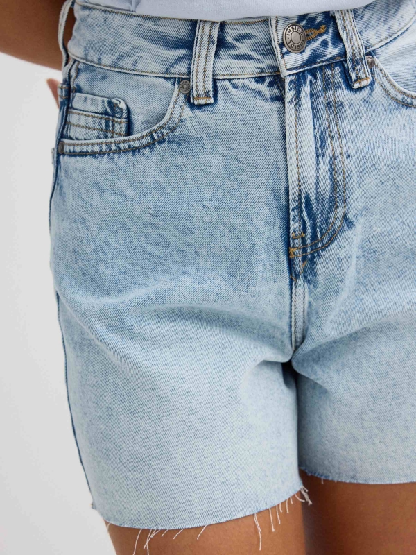 Bermuda denim tiro alto azul vista detalle