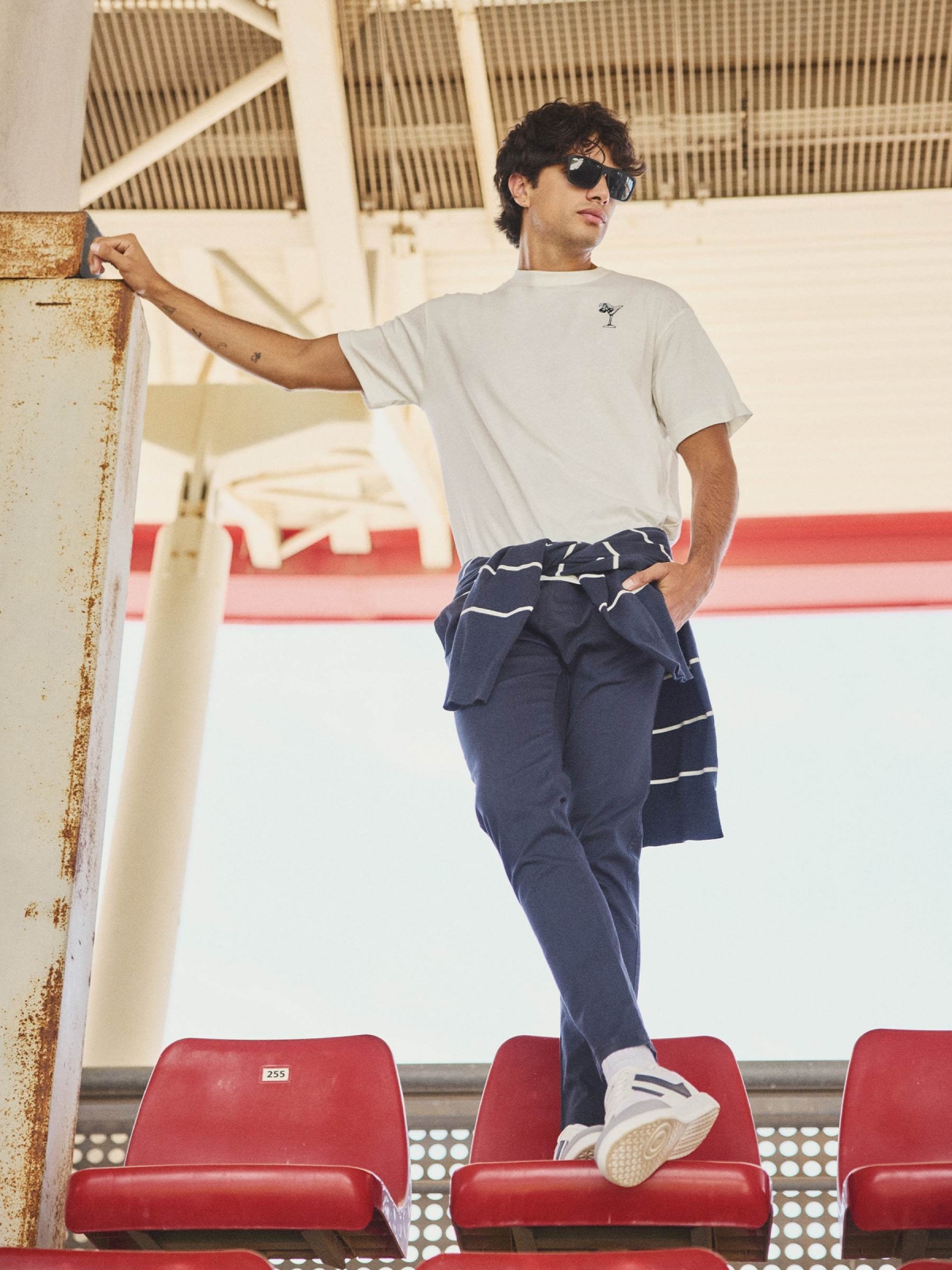  Calça jogger azul