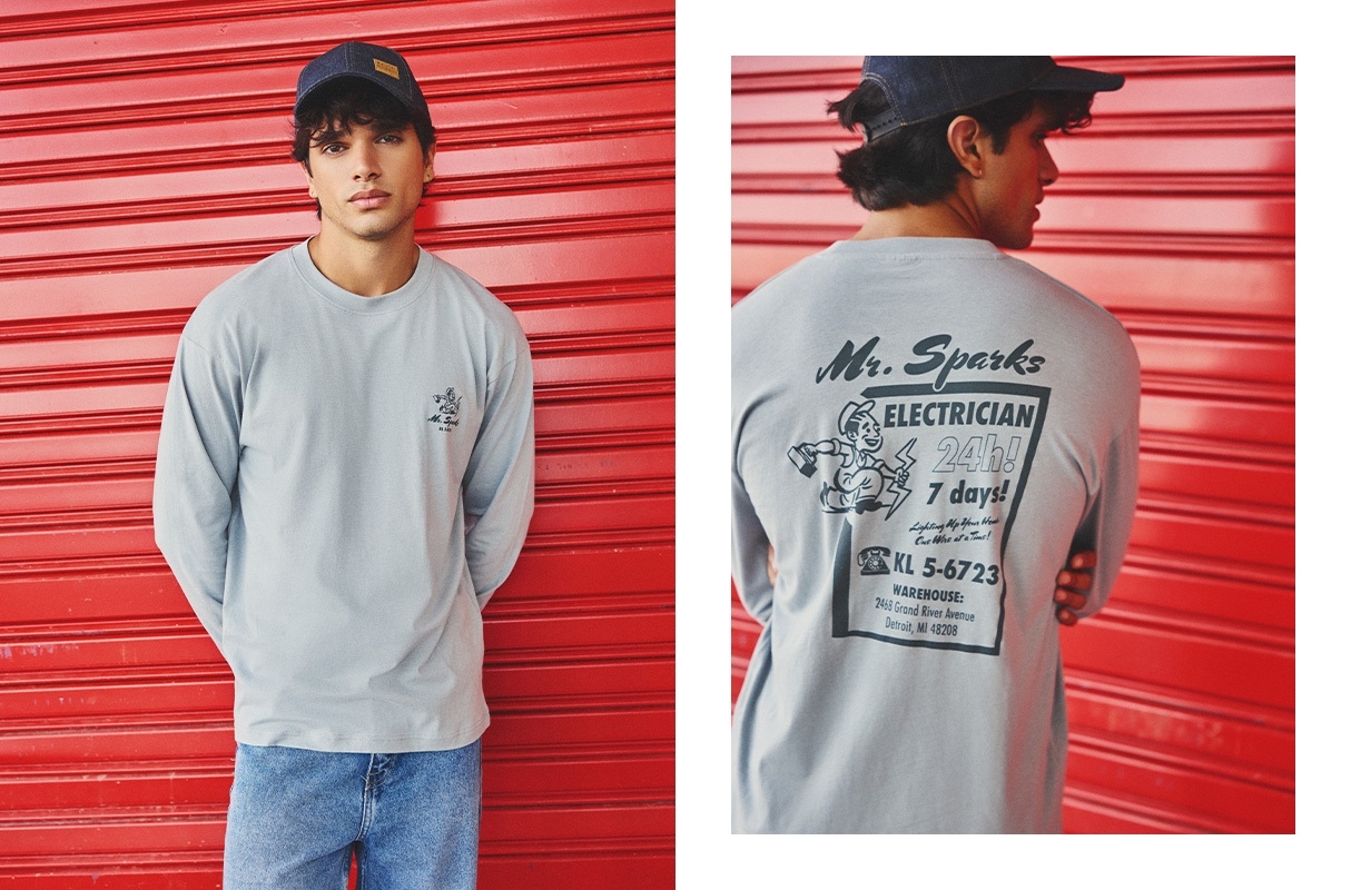 Long sleeve t-shirt with work print blue middle front view