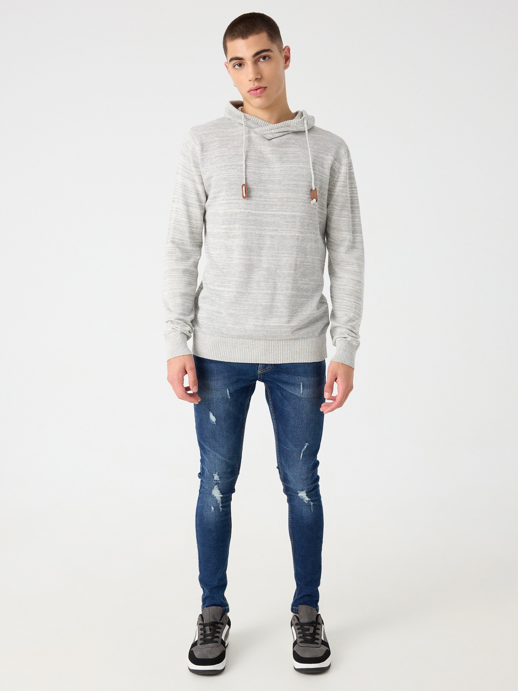 Jersey jaspeado cuello alto gris claro vista media frontal