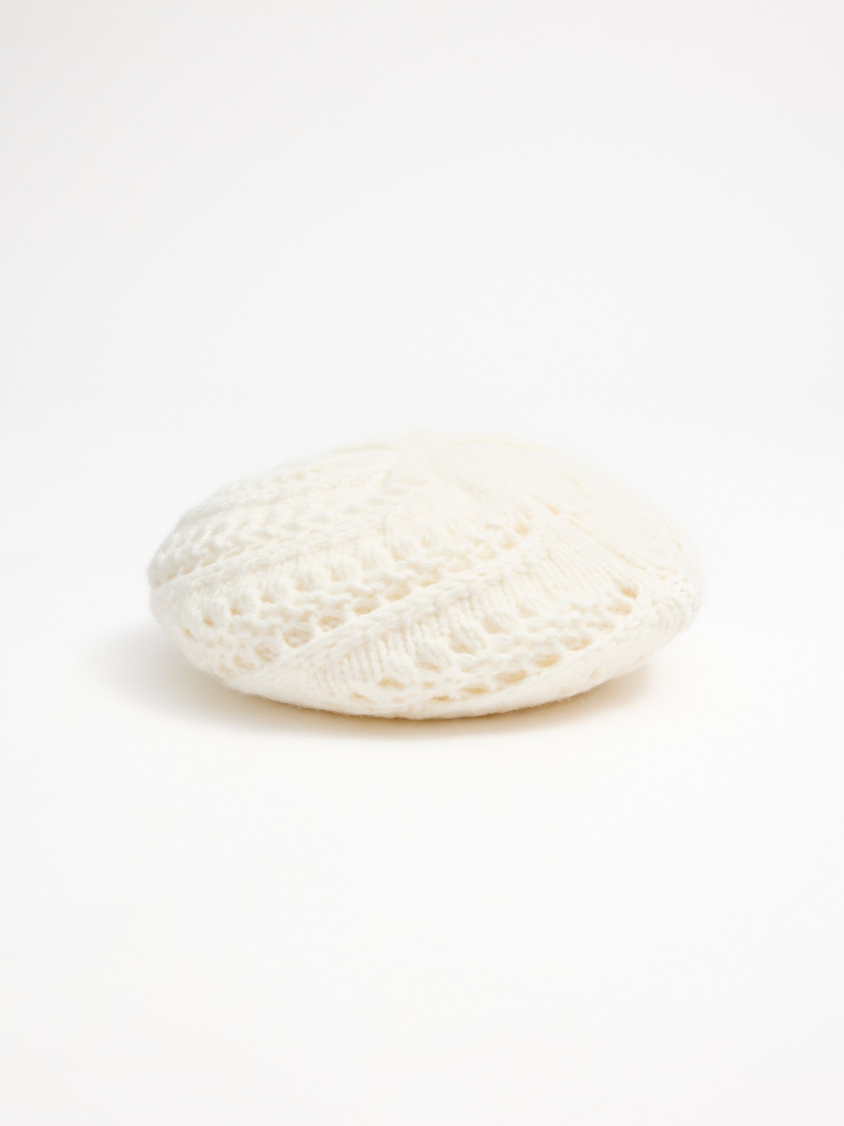 White knit beret white