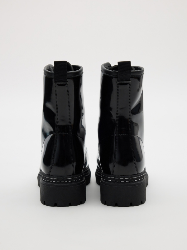 Basic military boots black detail view