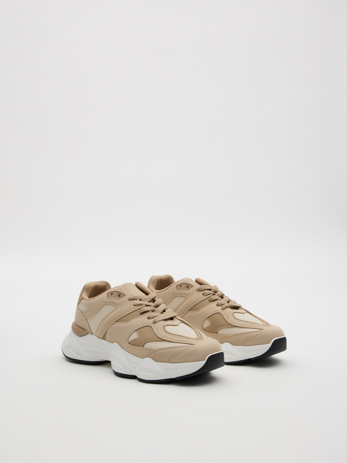Zapatillas running arena arena vista frontal 45º